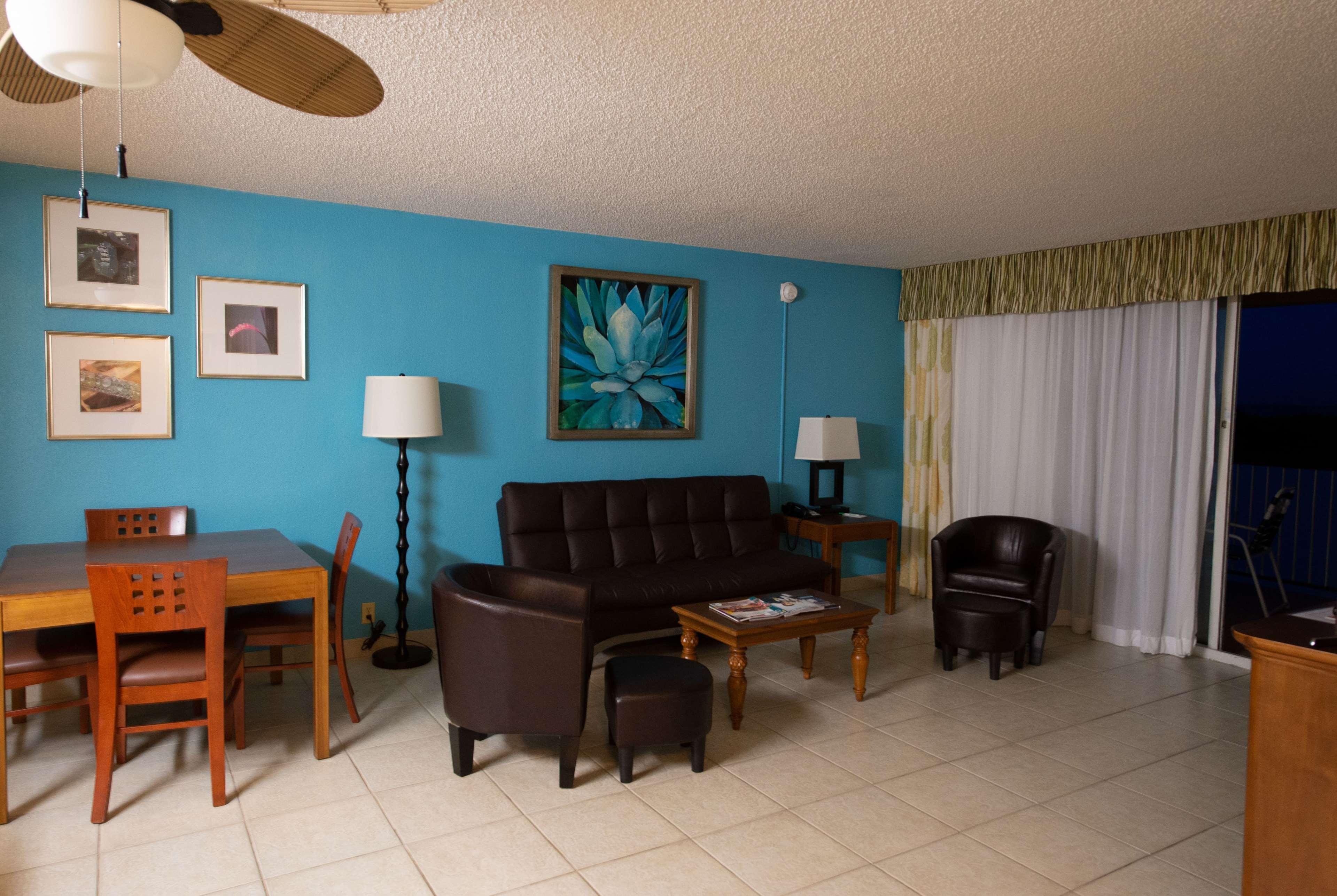 Wyndham Garden Fort Myers Beach Hotel Екстериор снимка